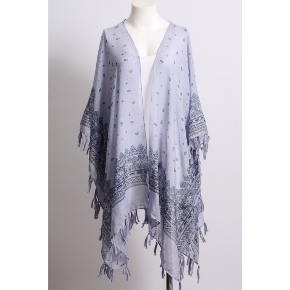 *LAST ONE* Periwinkle Paisley Kimono with Tassels - Picture 2 of 4